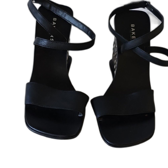 Bakers Black Heeled Shoes with Sleek Straps - Picture 2 of 10